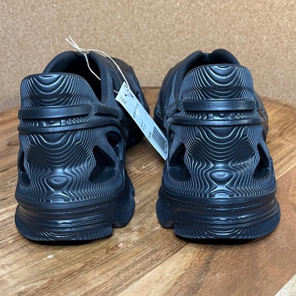 Adidas
AdiFom supernova j
Brand new - Picture 3 of 11